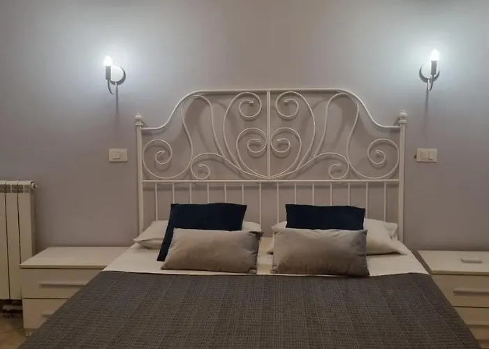 Del Gagliardi House *